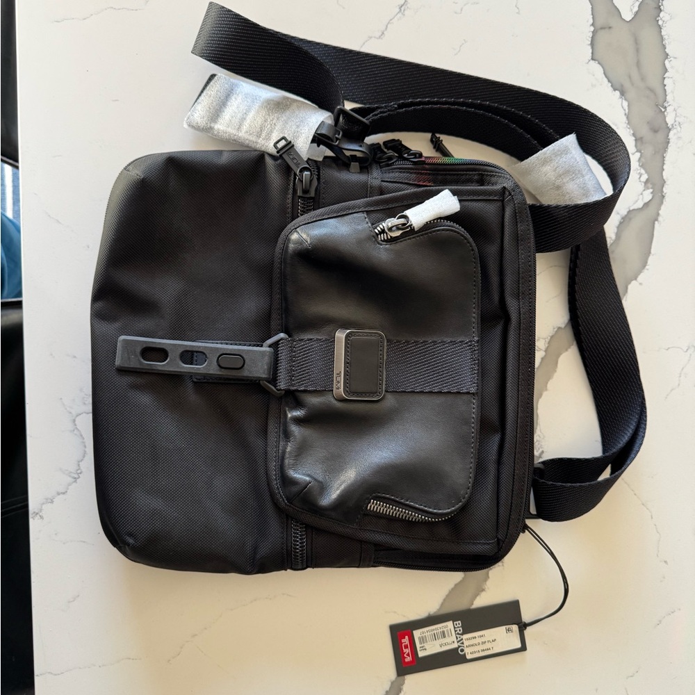 Tumi Alpha Bravo Arnold Zip Flap Bag - Picture 14 of 16